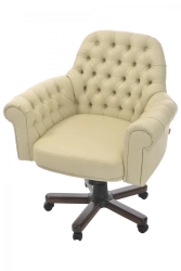 Chester Man Chair - Elegant and Comfortable Seating Solution