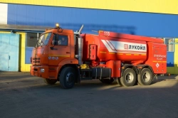 Airport Fuel Tanker 5608 Model 56082-0000010 on KAMAZ-43253-G5 Chassis