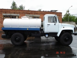 Food Liquid Transportation Tank Truck 37121S on GAZ 33088 Chassis