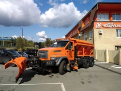 All-Season Combined Road Machine VMKD-2015 Model 7963VN on Ural 73945-01 Chassis