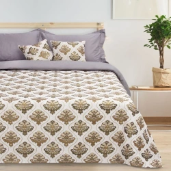 Versatile Bedspread for Home Decor - 80 to 300 cm Length