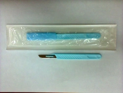 Disposable Surgical Scalpel with Plastic Handle Type 1 Blade #10