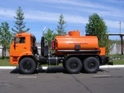 Nefaz 66061-42 Fuel Tanker on Kamaz 5350-42 Chassis