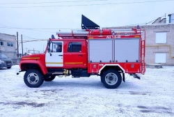 Fire Tanker Truck 12N2G 47120X on GAZ-33086 Chassis