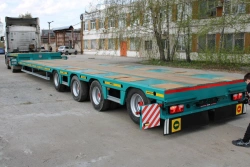 Semi-Trailer 9854 with Metal Platform and Pneumatic Suspension, Model 9854-0000060-07