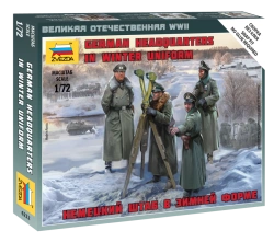 German Staff in Winter Uniform Model Kit