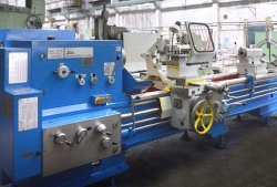 Precision Lathe Machine 16K40 for Turning Operations