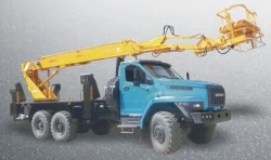 APT-30 Hydraulic Lift on Ural 4320-6951 Chassis