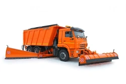 Road Cleaning Machine with KAMAZ Chassis and Snow Plow Equipment