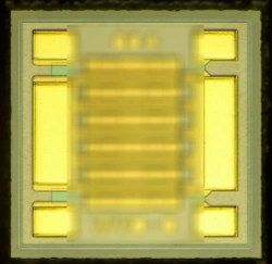 Integrated Circuit PP913 for Amplifier Cascades