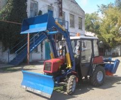 Municipal Snow Plow Attachment Model 3000 for Street Cleaning