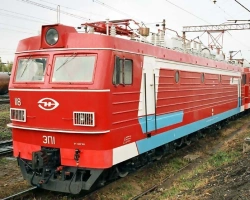 Mainline Electric Locomotive for Passenger Transport 4700kW EP1P