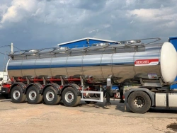 Food Grade Tank Semi-Trailer with 32,000L Capacity and Stainless Steel Design BERGHEL 9116P4
