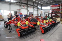 Landmaster-7300 Cultivator for Soil Preparation