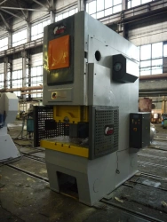 Mechanical Press for Punching and Stamping KИ2131