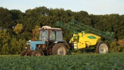 Gvarta-8 OPG-3700/24MK Towable Sprayer