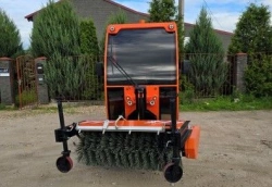 APIS Electric Municipal Transport Vehicle for Cleaning