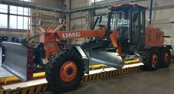 AG-140 Motor Grader with Full-Turn Equipment, YAMZ-236G Engine