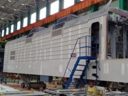 Painted Metal Body for Electric Locomotive 5ТС.340.337-09