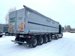 924900-147 Heavy-Duty Trailer for Cargo Transport