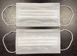 Disposable Three-Layer Medical Mask Non-Woven Material