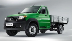 UAZ 236031-141-08 Truck with Cabin and Cargo Platform