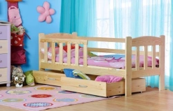 Wooden Children's Bed with Strong Solid Wood Frame