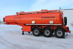 Tank Semi-Trailer for Transporting Light Oil Products, Model 862703