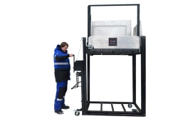 Mobile Mechanical Vertical Lift for Disabled Q-lift Mechanic