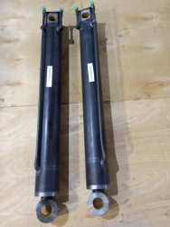 Hydraulic Cylinder for Lifting and Lowering Outrigger 114-45.23.000