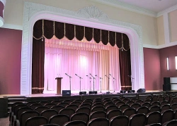 Stage Clothing Set for Theatrical Performances