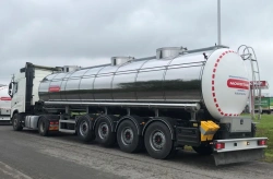 GIGA Four-Axle Tank Semi-Trailer, Model SF-4, Type 915334