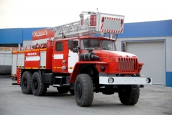 Fire Tanker with Ladder ACL-5, Model 58819S on Ural-4320 Chassis