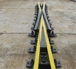 P65 Type Cross Joint Mark 1/9 - 2434.04.010