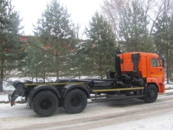 Universal Container Garbage Truck KО-452-13 based on KAMAZ 65115 chassis
