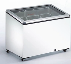 CARAVELL Freezer Chest Model 30692