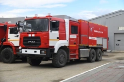 Fire Truck with Tank and Pump-Hose Combination PANRK 4.0/1.2-130-2.5, Model 58810L