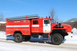 Fire Tanker Truck AC 3.0...4.0-40, Mod. 43442D-10 on Ural Chassis