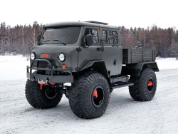 Snow and Swamp Vehicle STM-39932