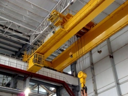Electric Bridge Crane Type KM - Capacity up to 10 tons, Span up to 33m