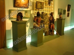 Museum Display Pedestal with Metal Frame "ASKomplekt