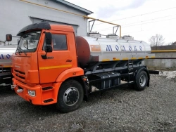 Food and Liquid Transport Tanker YADISH - VM 43253, Type 560377