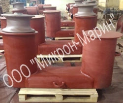 Welded Mooring Bitts with Rollers for Marine Applications