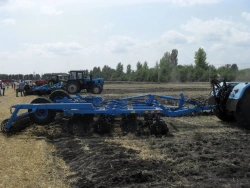 DANA Semi-Trailed Disc Harrow BDP-3*4MR for Efficient Soil Processing