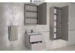 Custom Bathroom Furniture: Cabinets, Vanities, and Wall Units