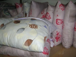 Pillow with synthetic filling 40x40cm