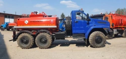 Fuel Tanker ATZ 4671L1-11 on Ural 4320-70 Chassis