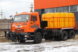 Combined road sweeping machine MKDU-2 on basic chassis KAMAZ-65115-A5