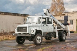 14M Hydraulic Boom Lift AHP-14T GAZ-33098 with 5-Seater Cabin