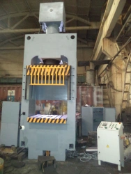 Hydraulic Plunger Press DE 2434 for Material Processing